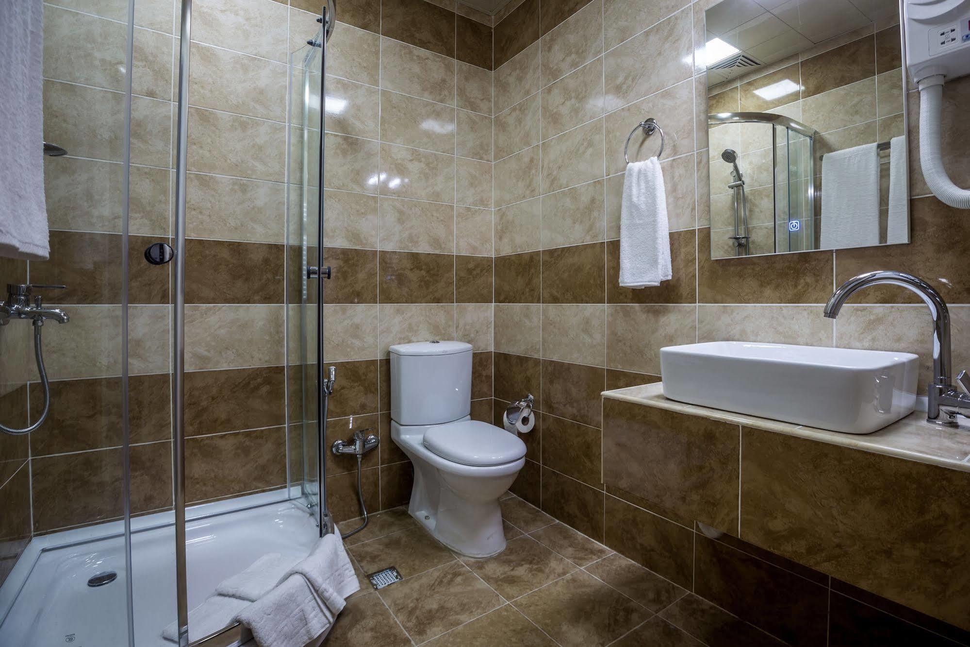 Premier Old Gates 4*